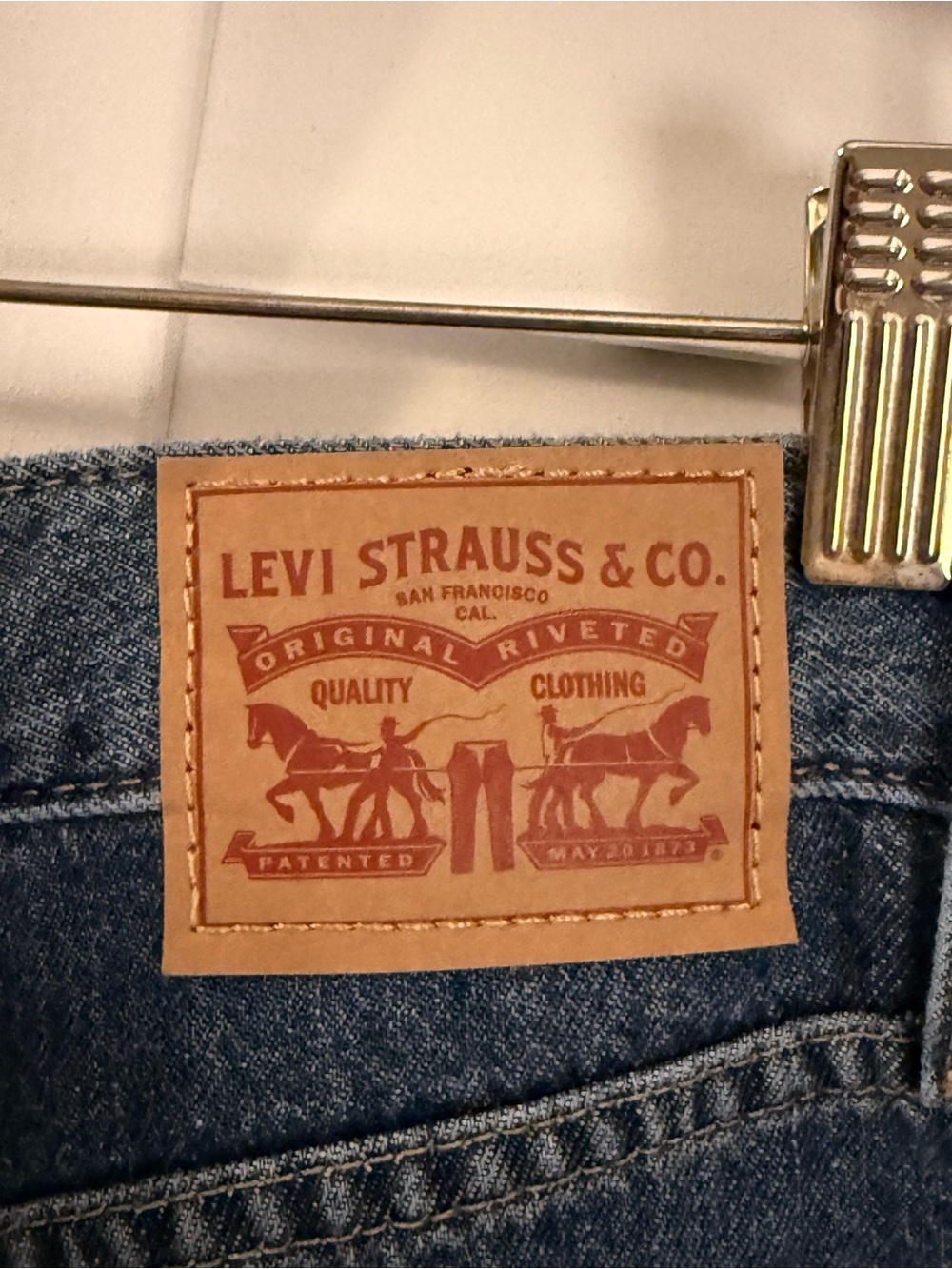 Levi’s Women’s High Waisted Straight Jeans Size 32 - Picture 10 of 14